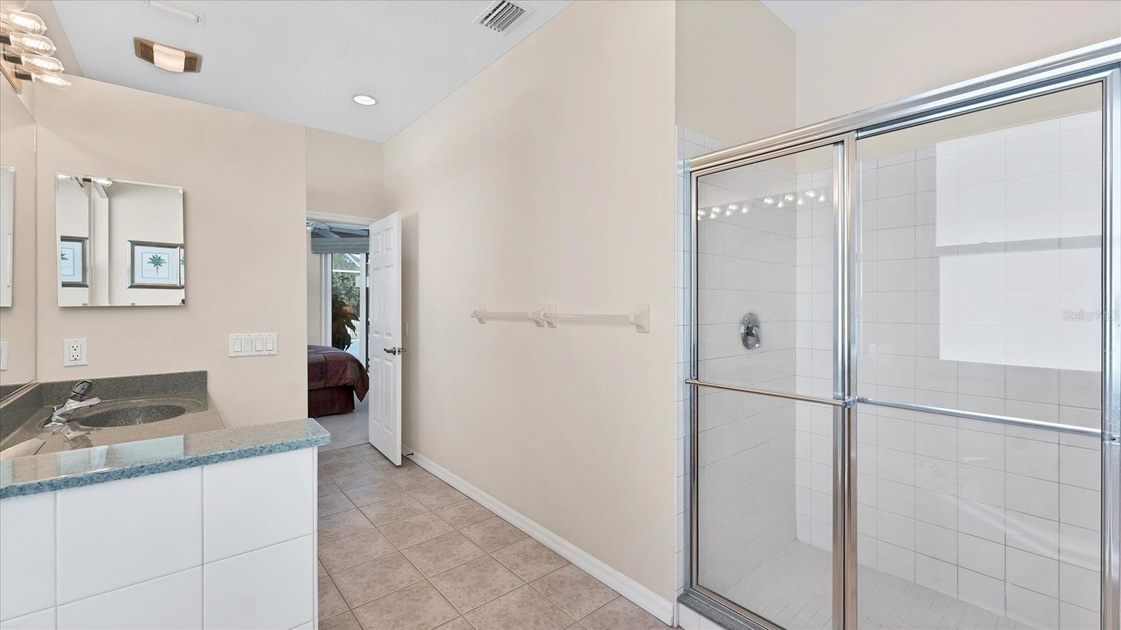 13527 GLOSSY IBIS PL