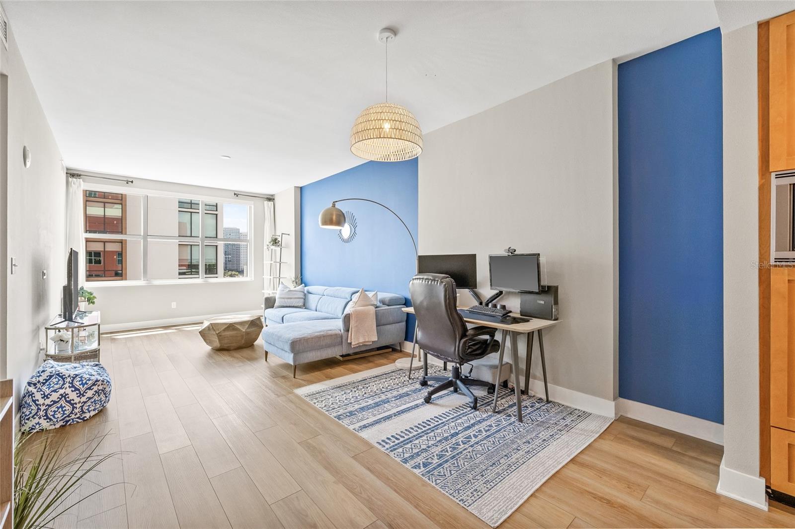 1120 E KENNEDY BLVD #734