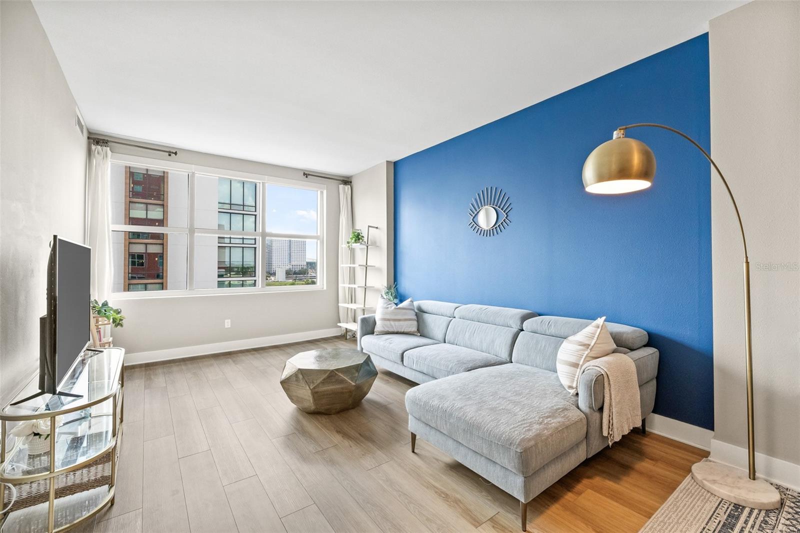 1120 E KENNEDY BLVD #734