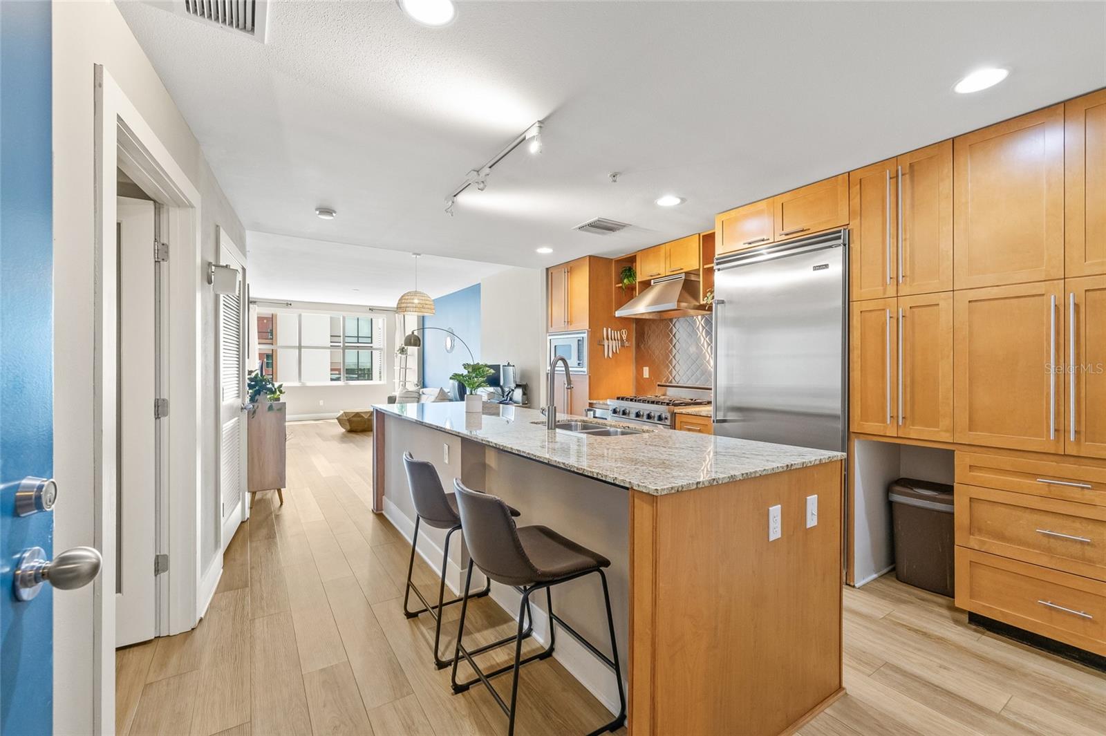 1120 E KENNEDY BLVD #734