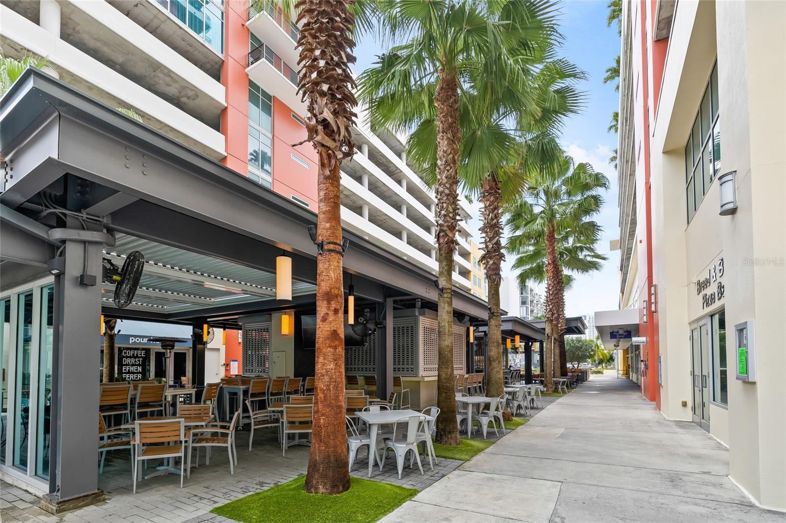 1120 E KENNEDY BLVD #734
