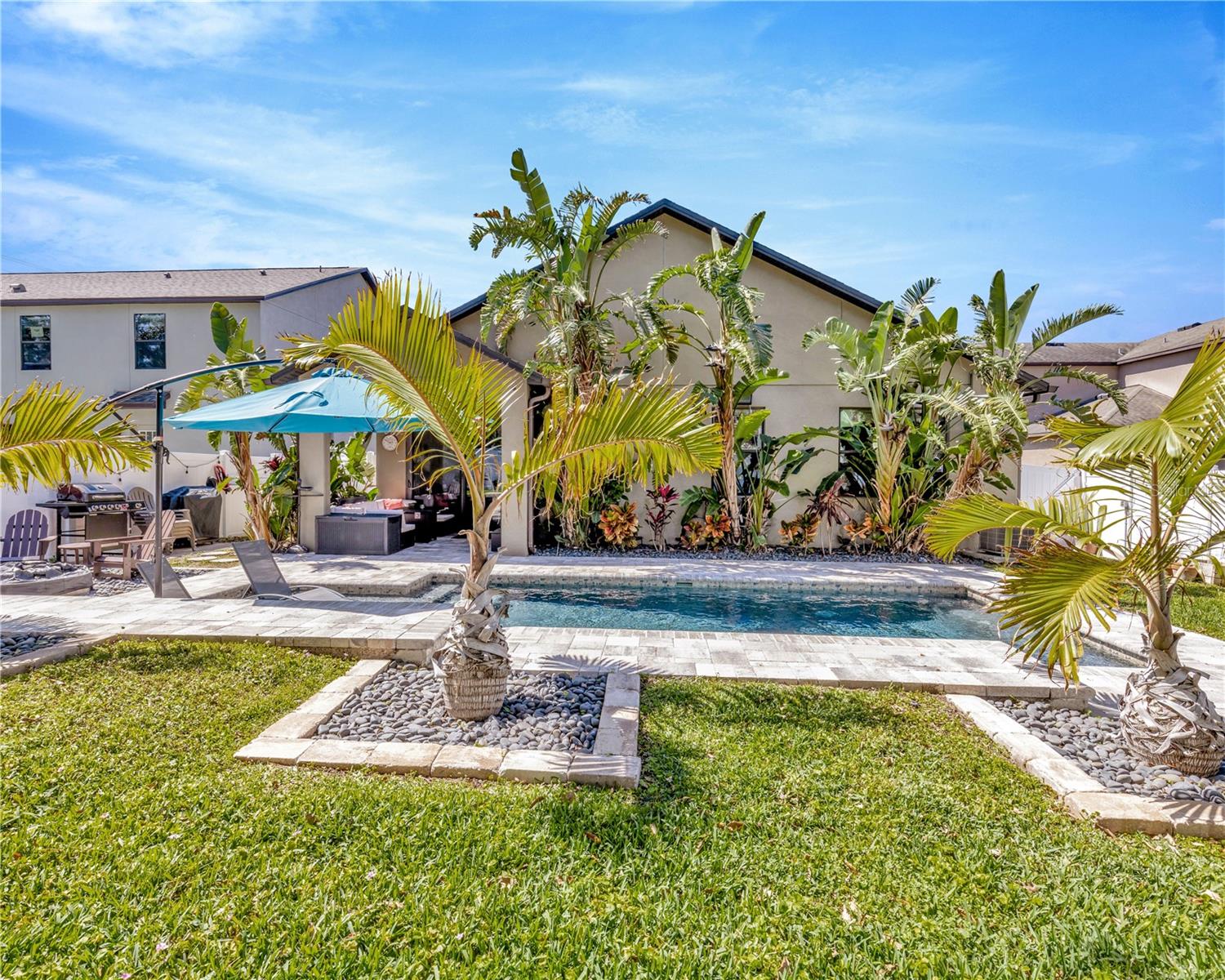 1307 GARDEN STONE LN
