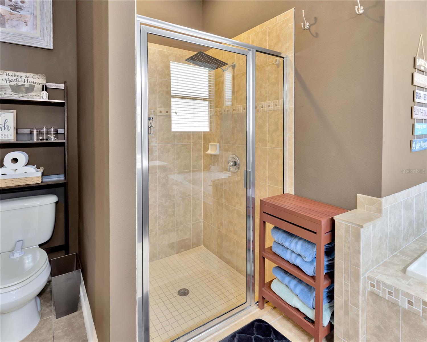 1307 GARDEN STONE LN