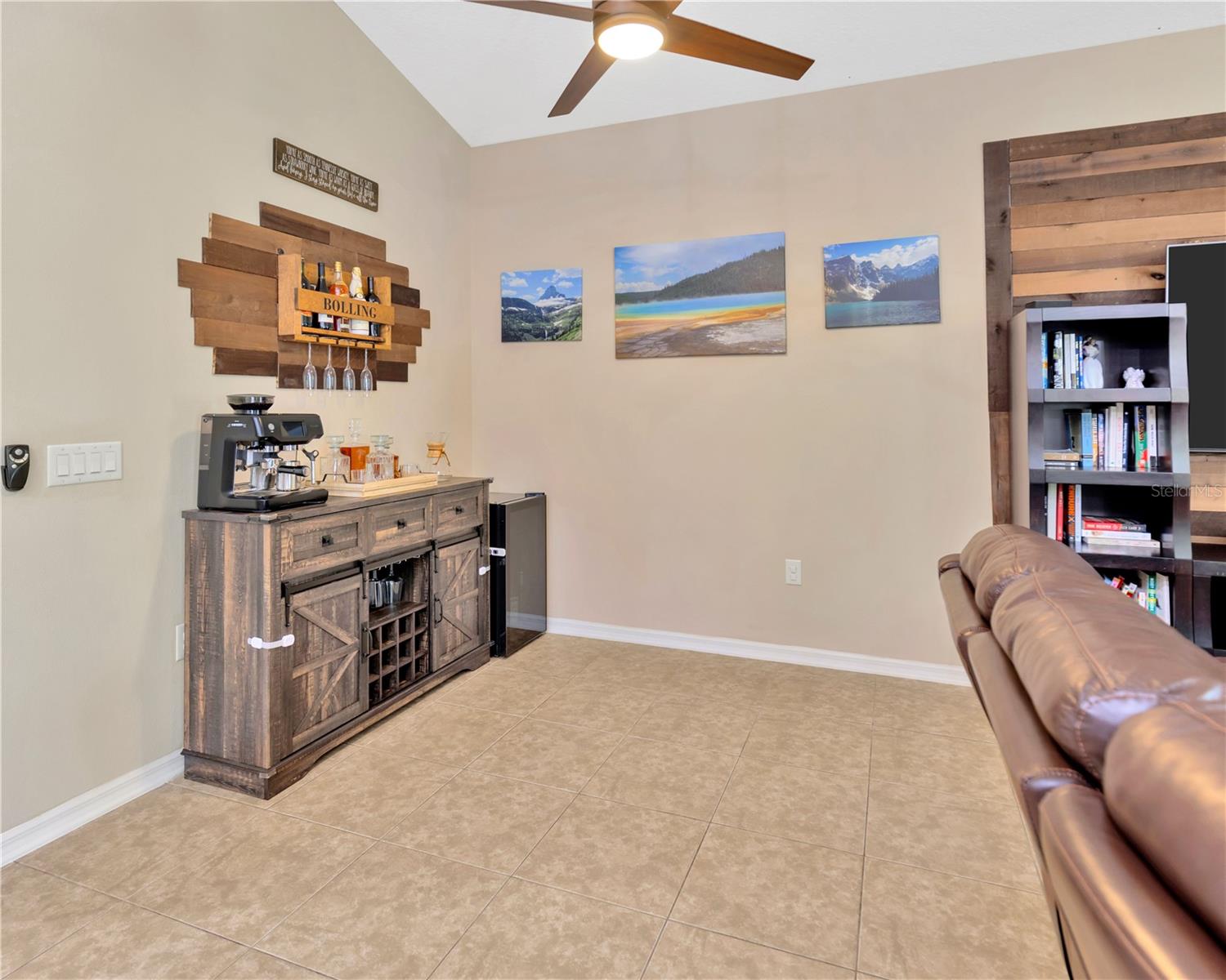 1307 GARDEN STONE LN