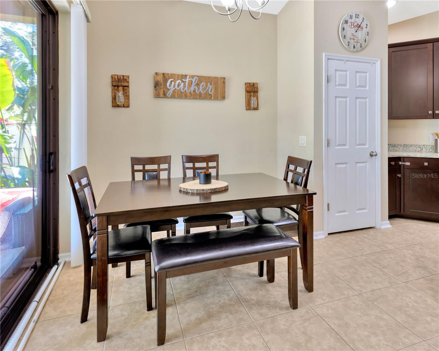1307 GARDEN STONE LN