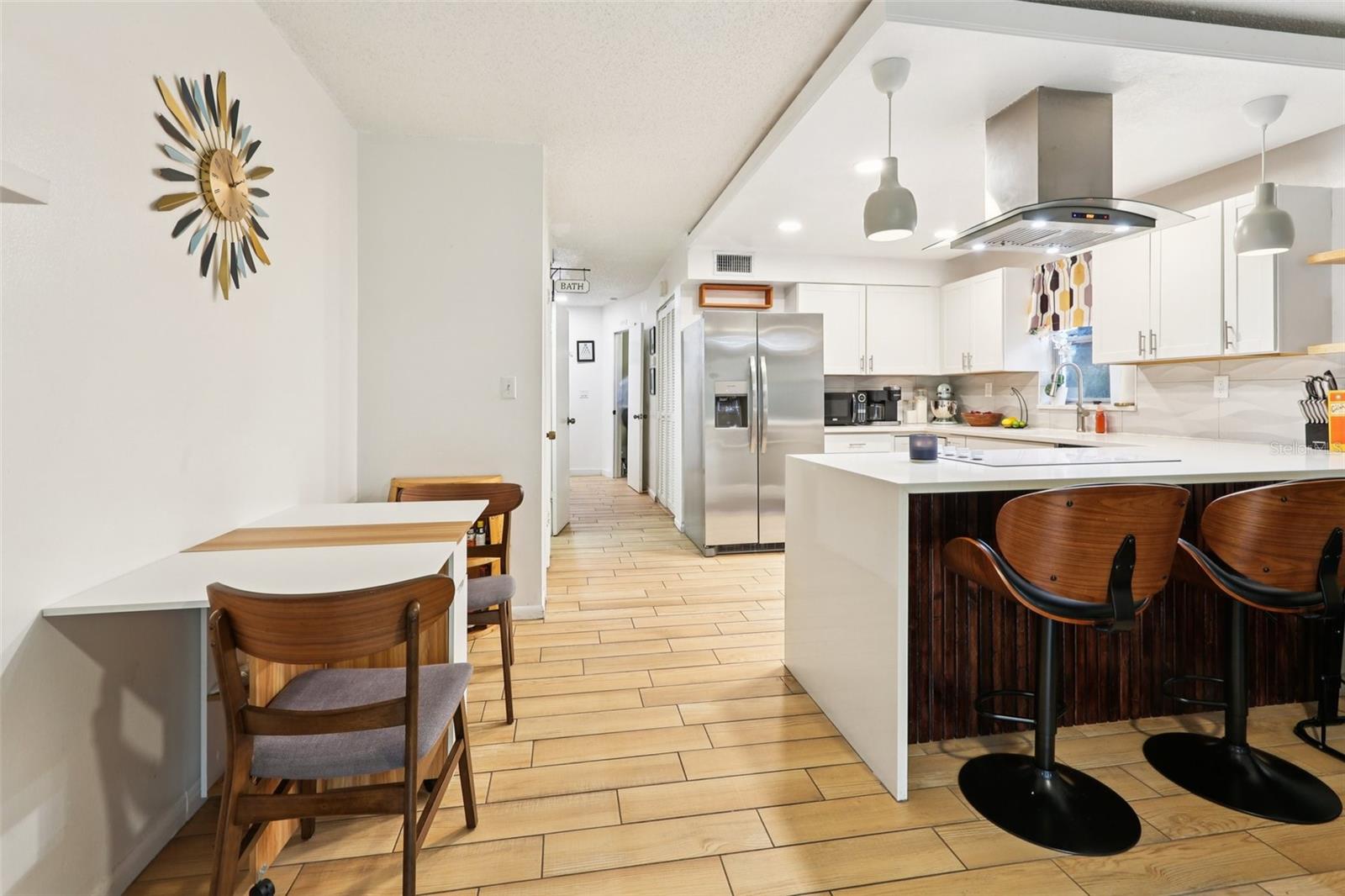 2405 W STROUD AVE #B