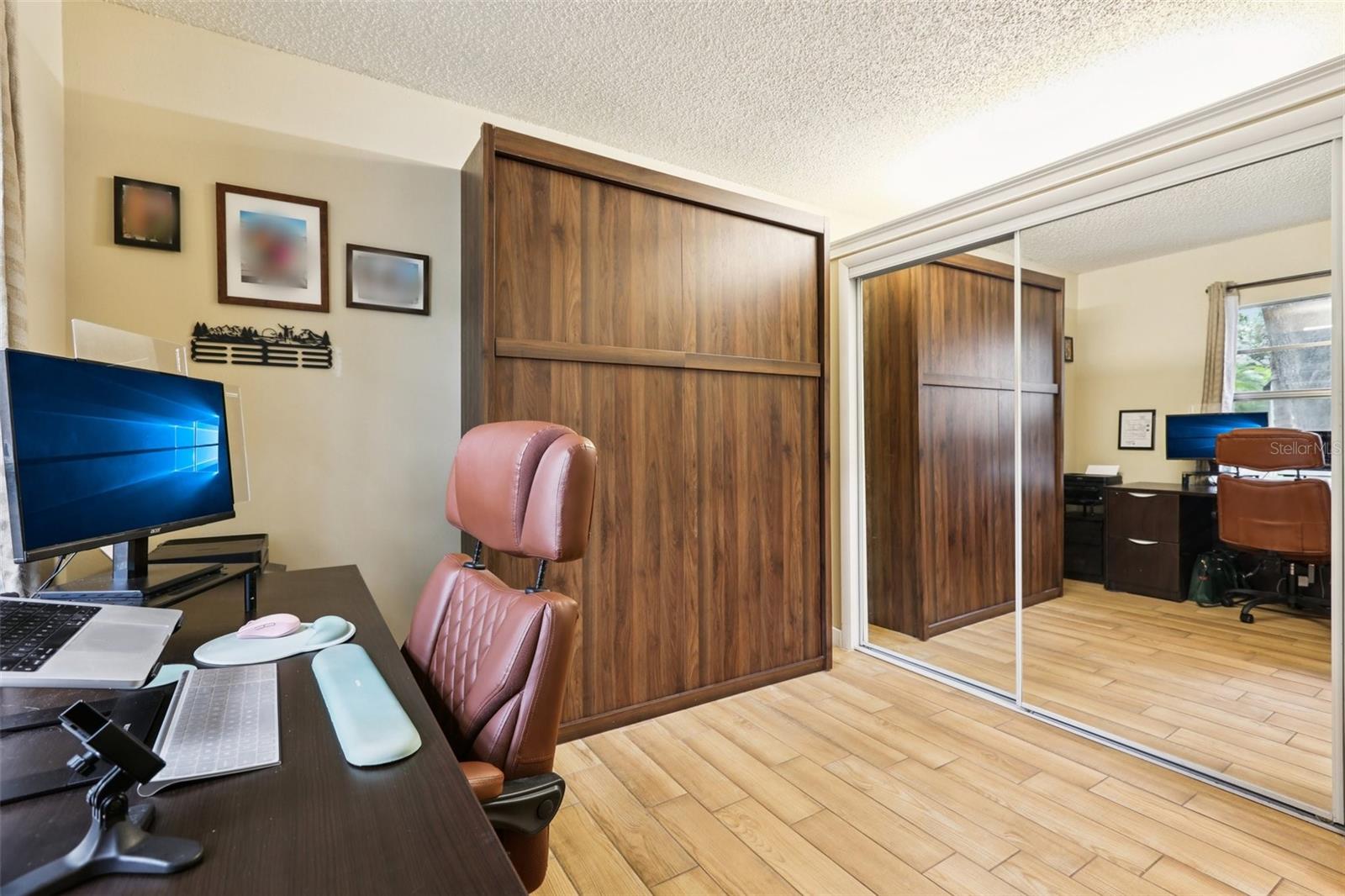 2405 W STROUD AVE #B