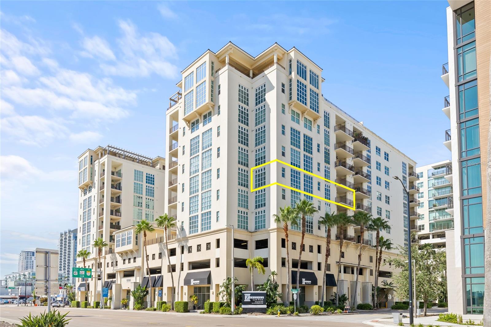 1227 E MADISON ST #605