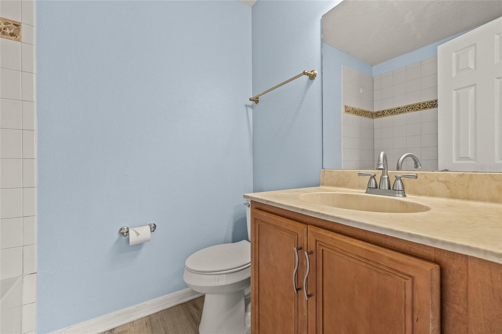 8120 SILENT CREEK DR