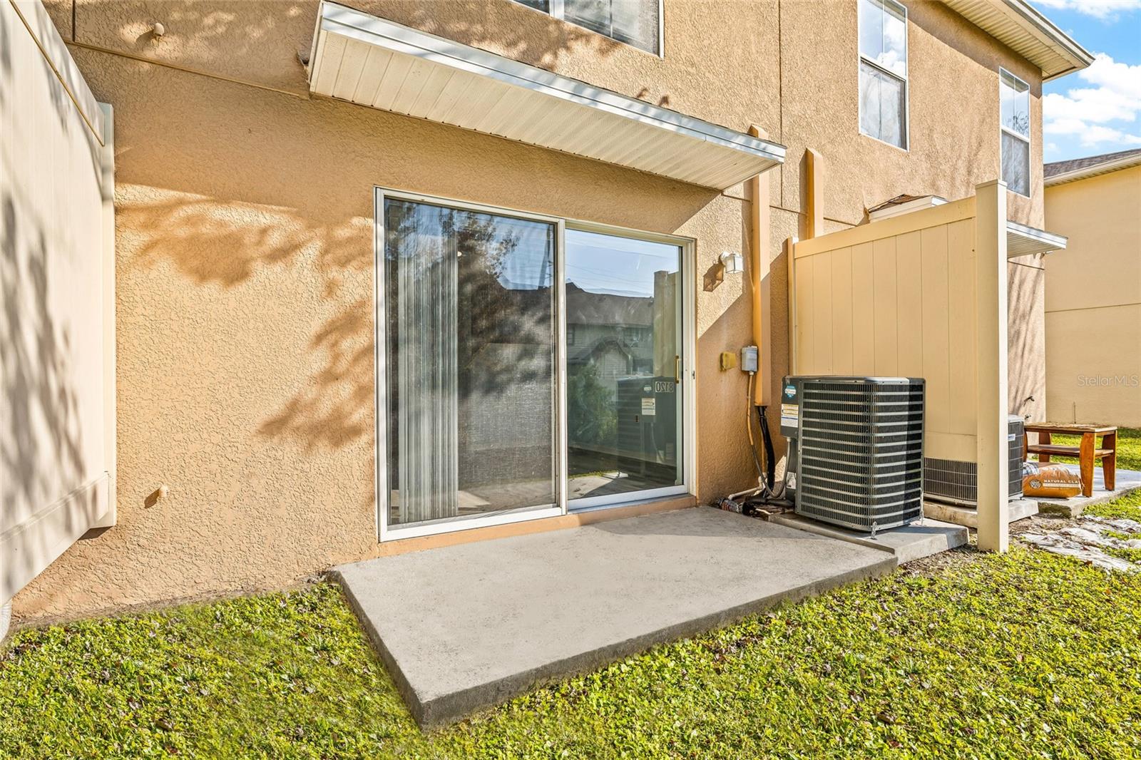 8120 SILENT CREEK DR