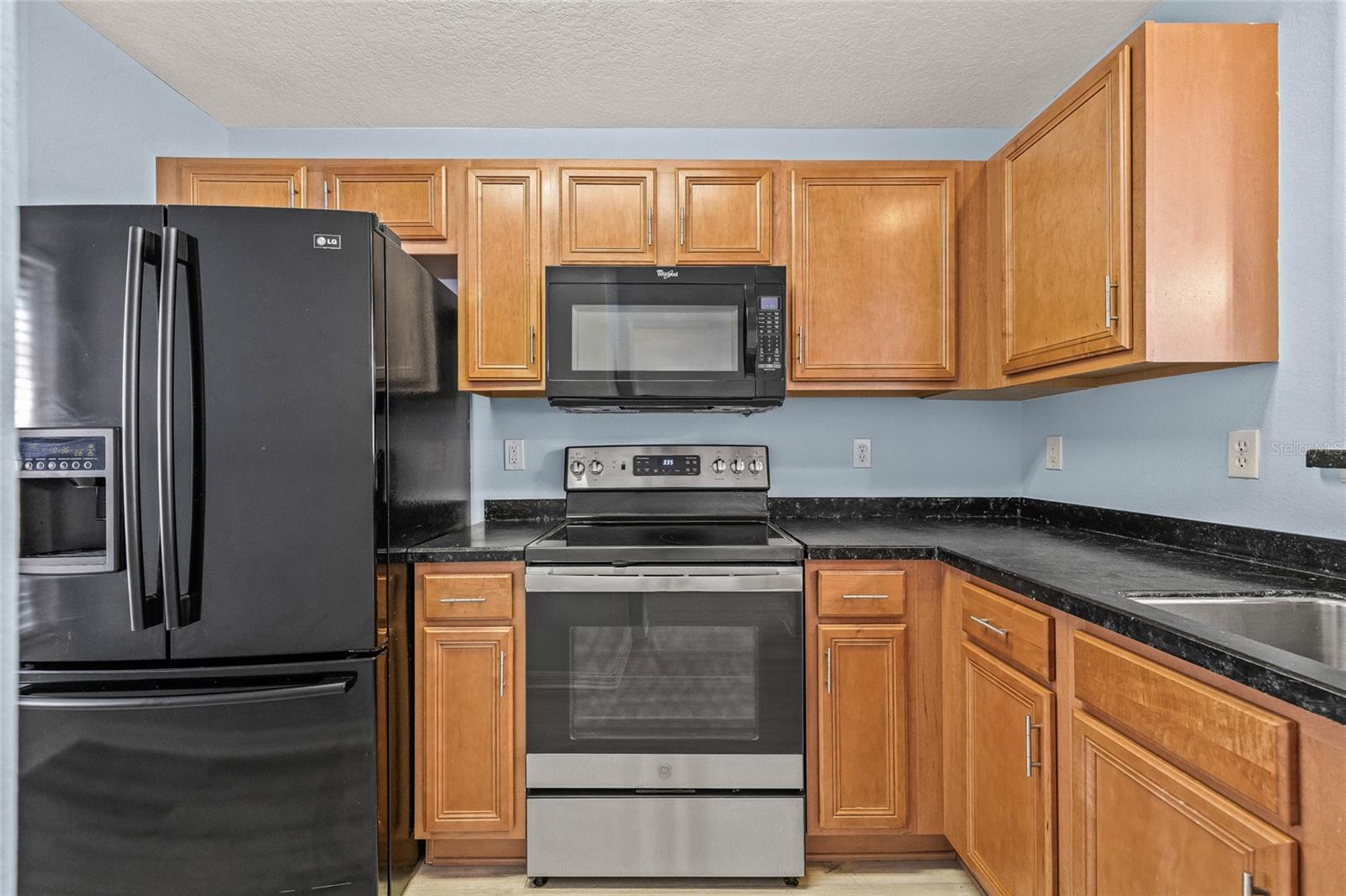 8120 SILENT CREEK DR