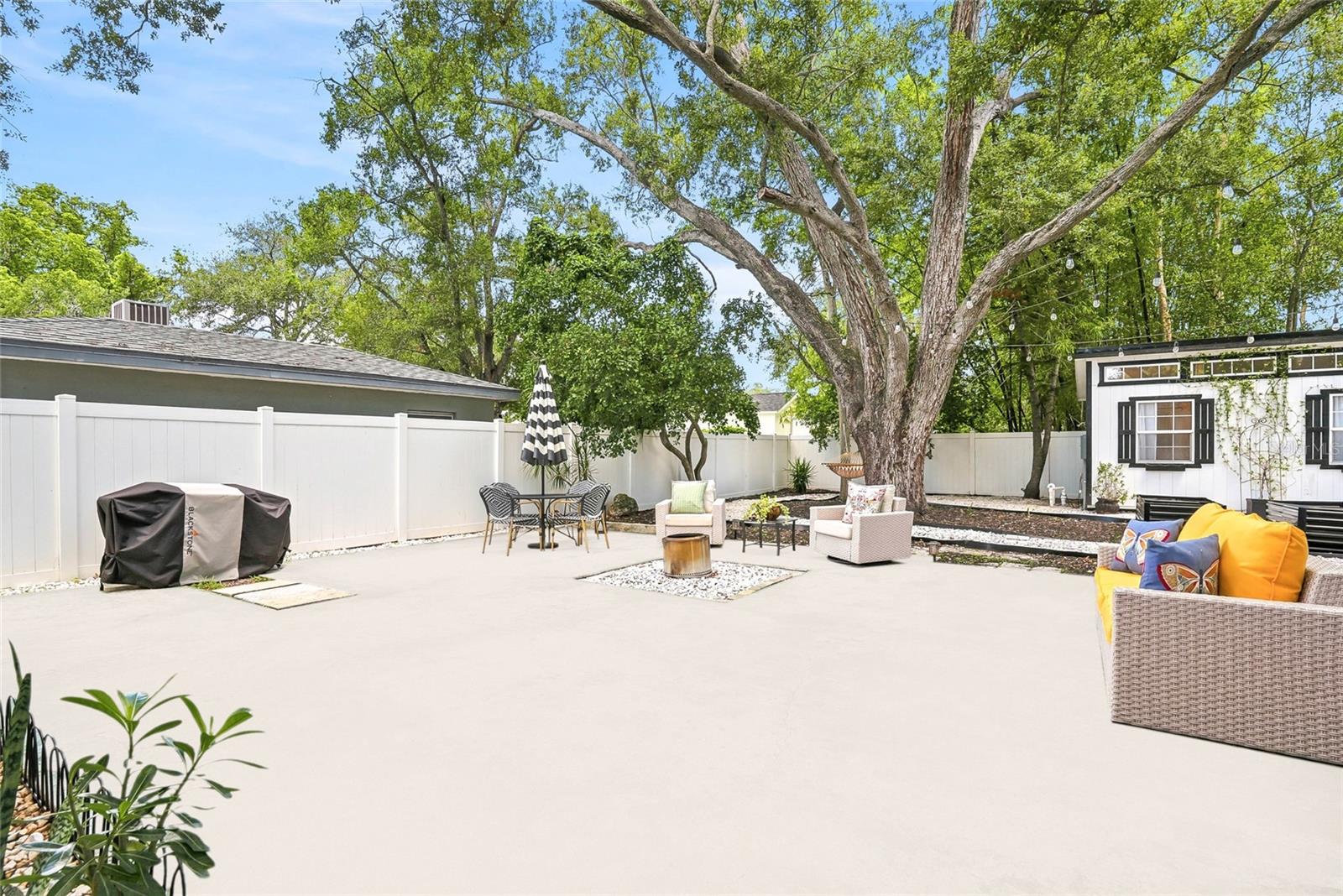 3305 W BALLAST POINT BLVD