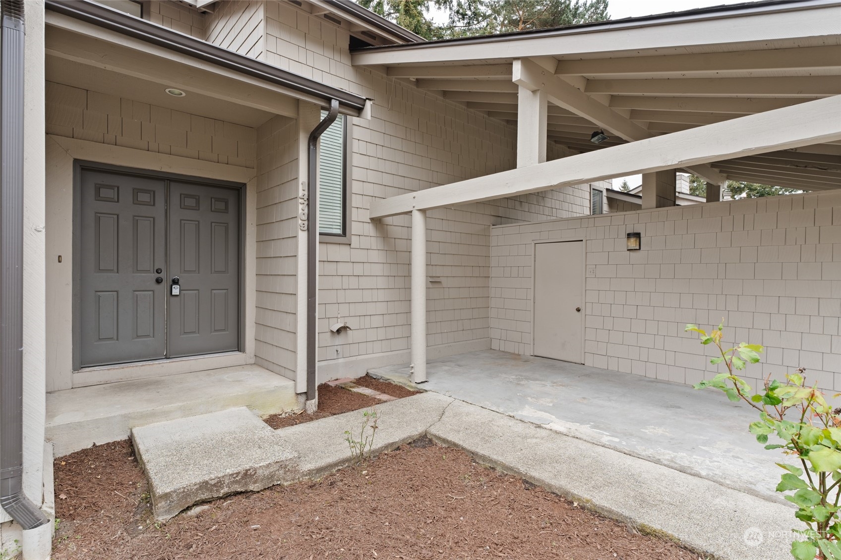 14709 NE 35th Street Unit: D36
