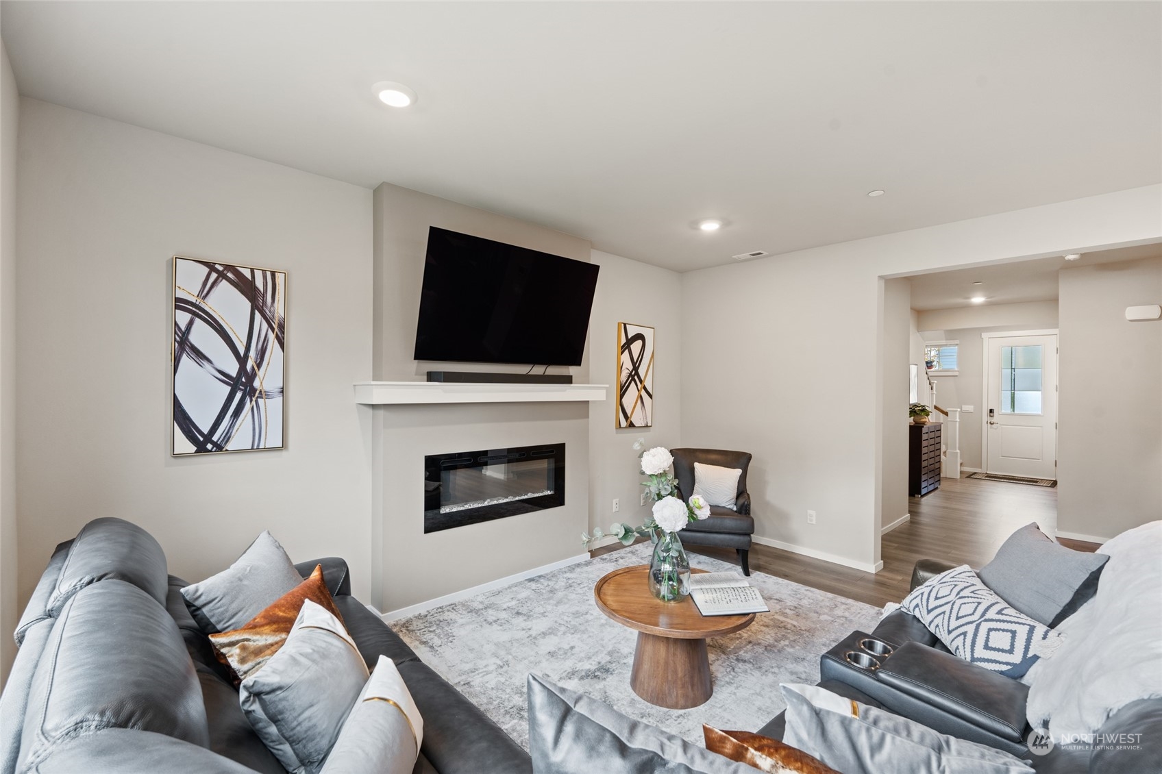 18412 6th Avenue W