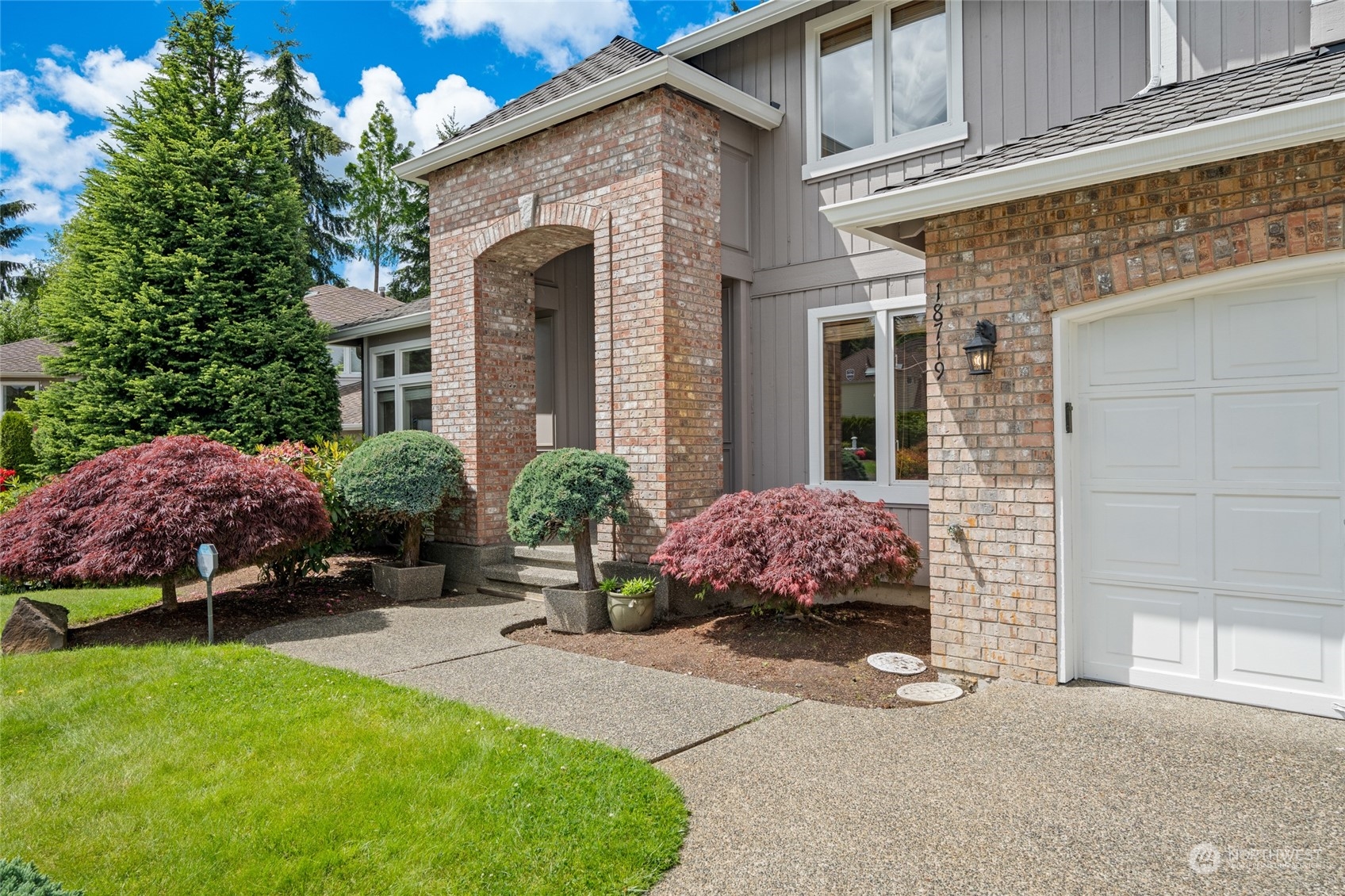 18719 136th Place SE