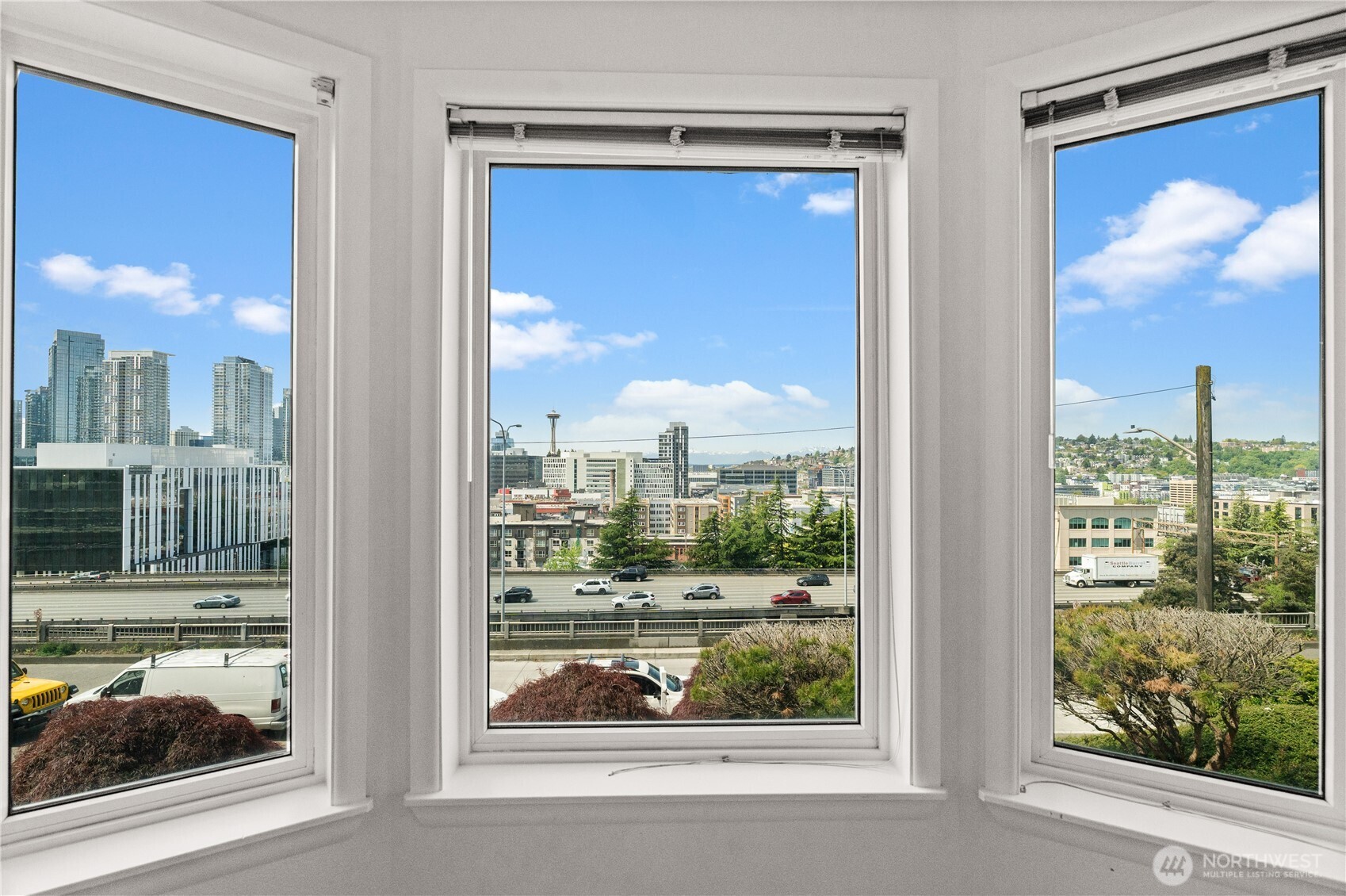 420 Melrose Avenue E Unit: 201