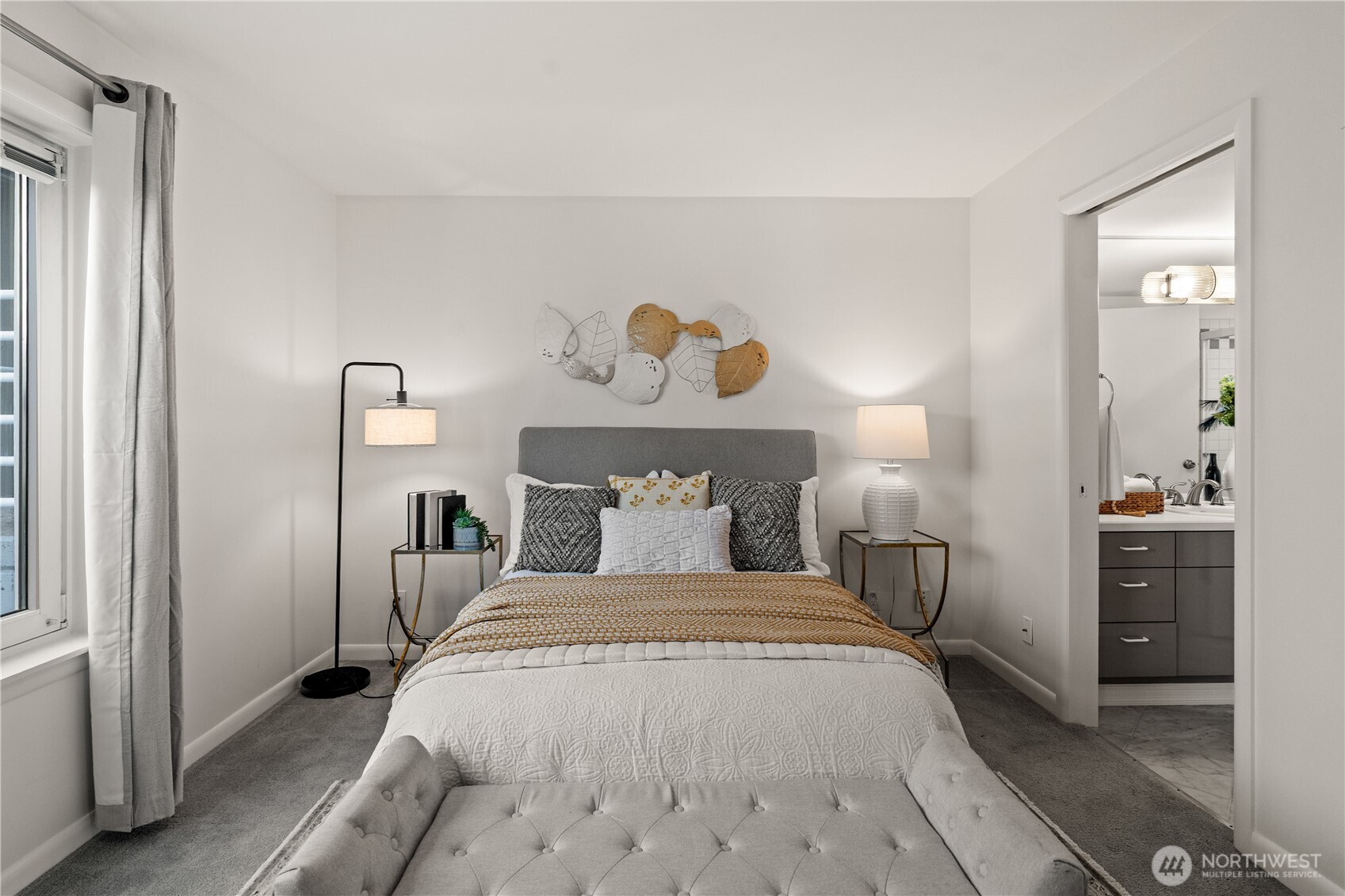 420 Melrose Avenue E Unit: 201