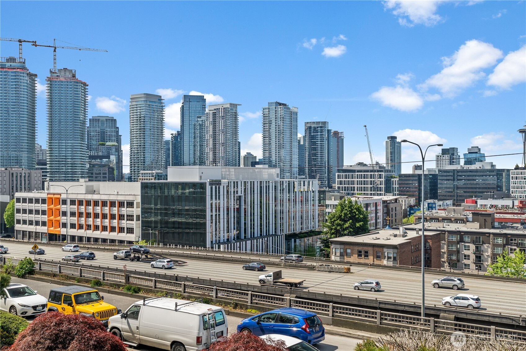 420 Melrose Avenue E Unit: 201