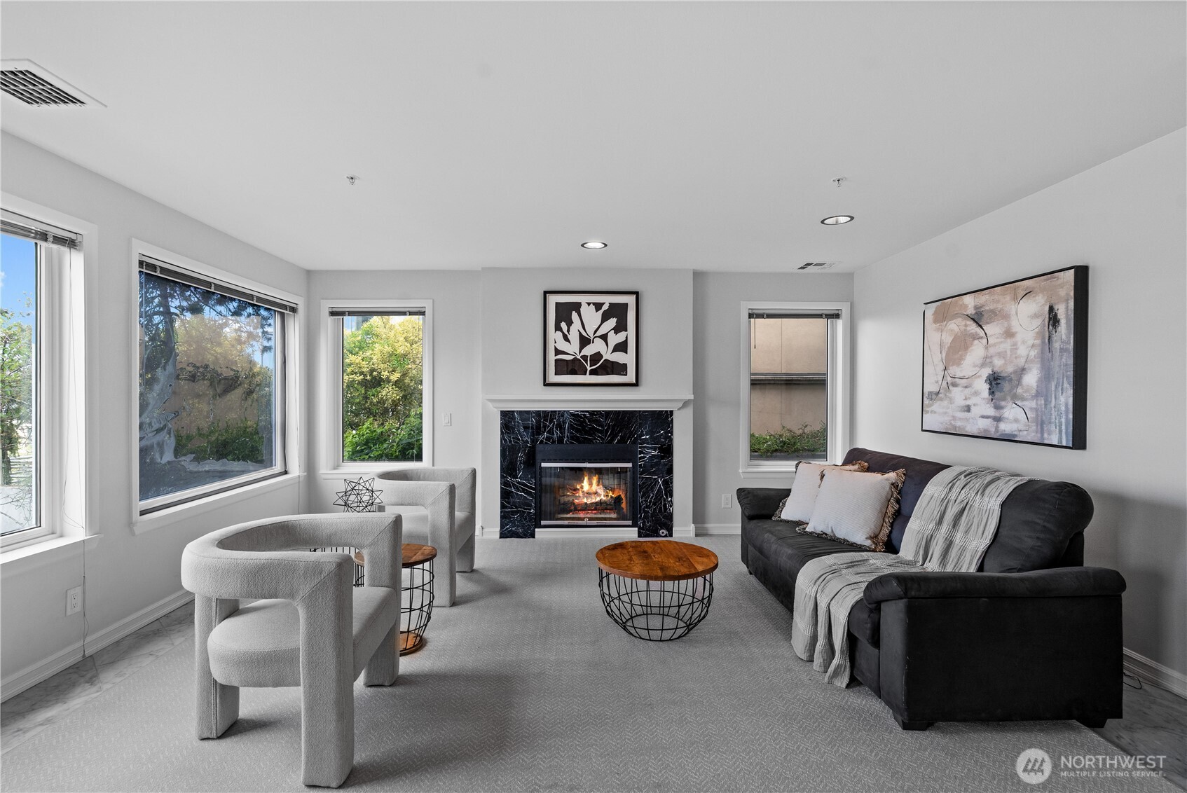 420 Melrose Avenue E Unit: 201