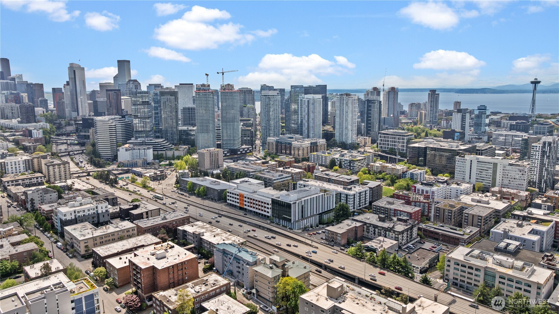 420 Melrose Avenue E Unit: 201