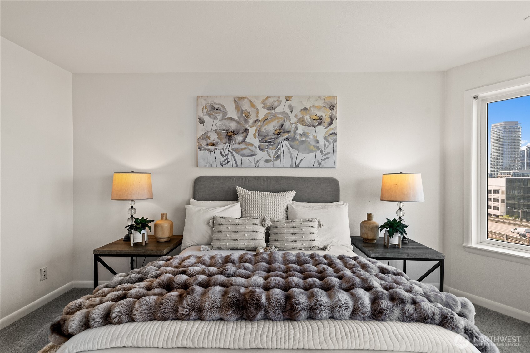 420 Melrose Avenue E Unit: 201