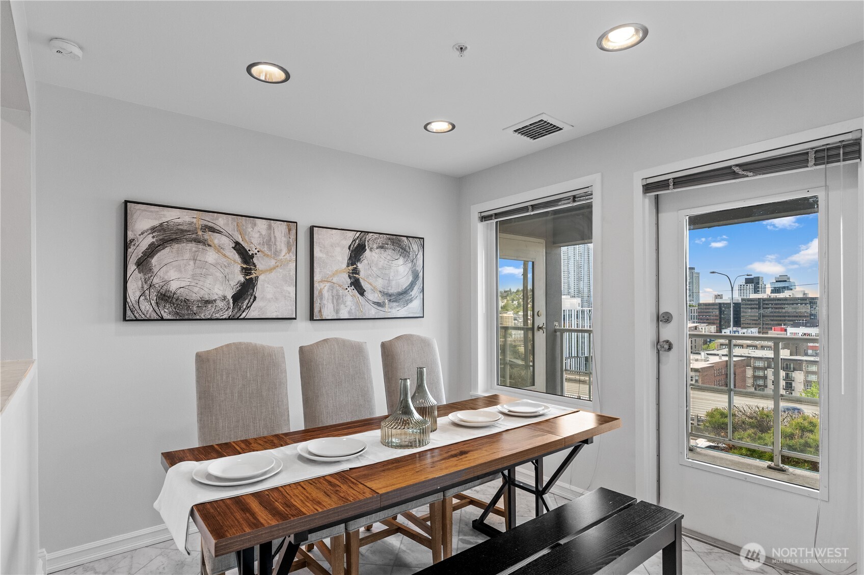 420 Melrose Avenue E Unit: 201