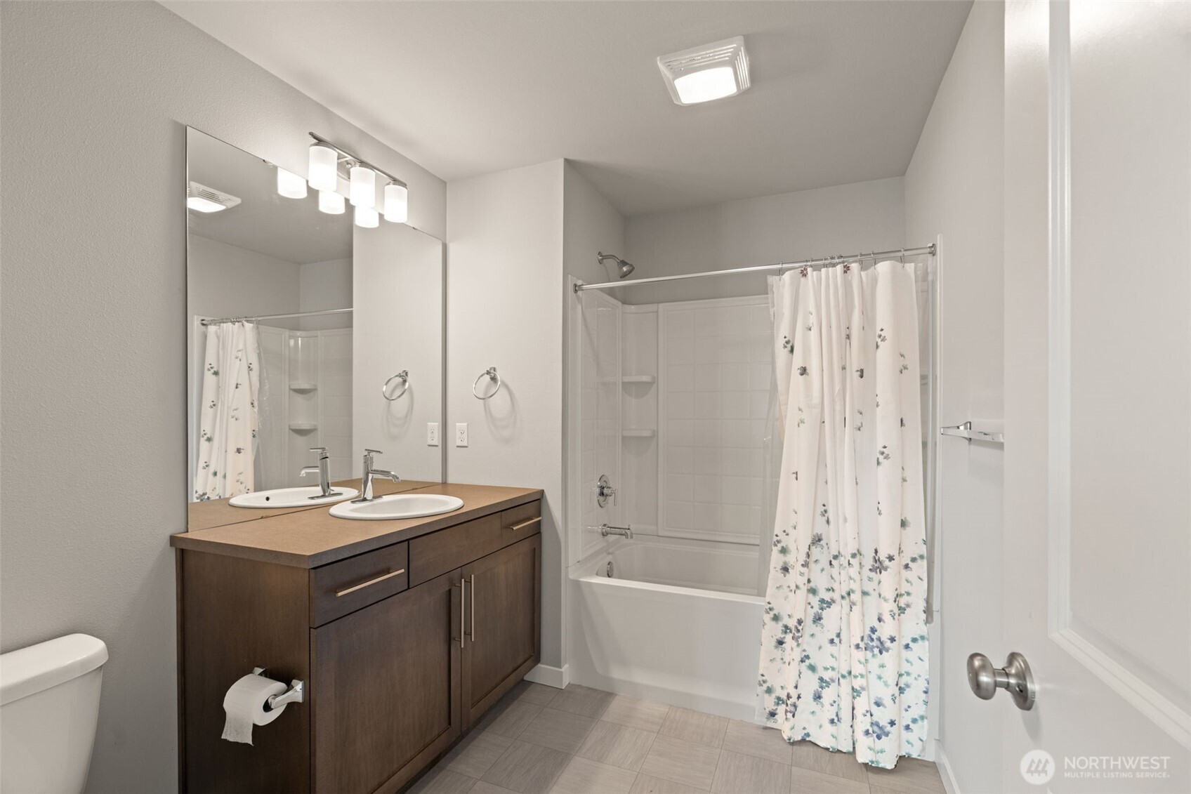 3311 156th Street SW Unit: B4