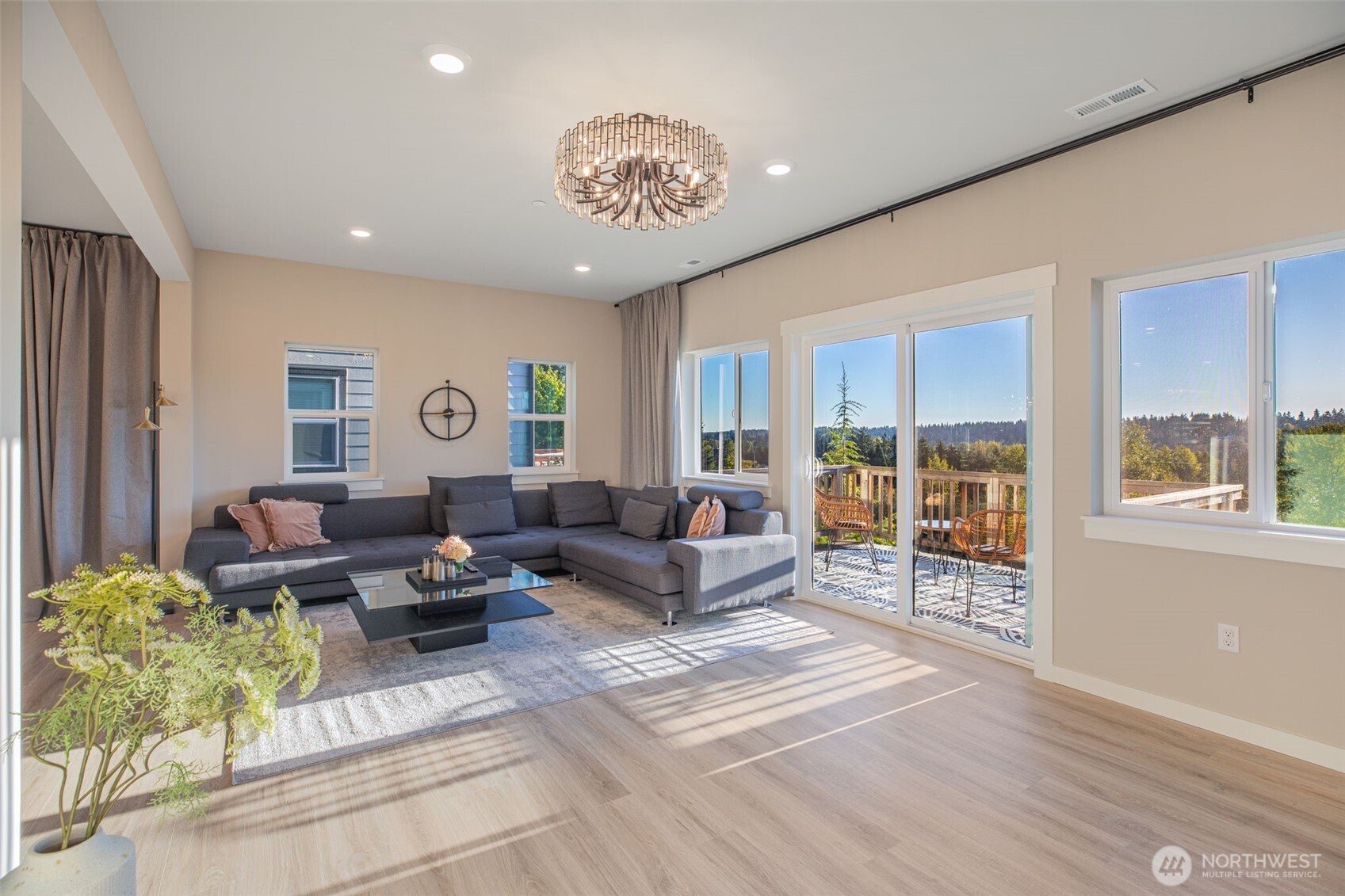 1621 Seattle Hill Road Unit: EE-1