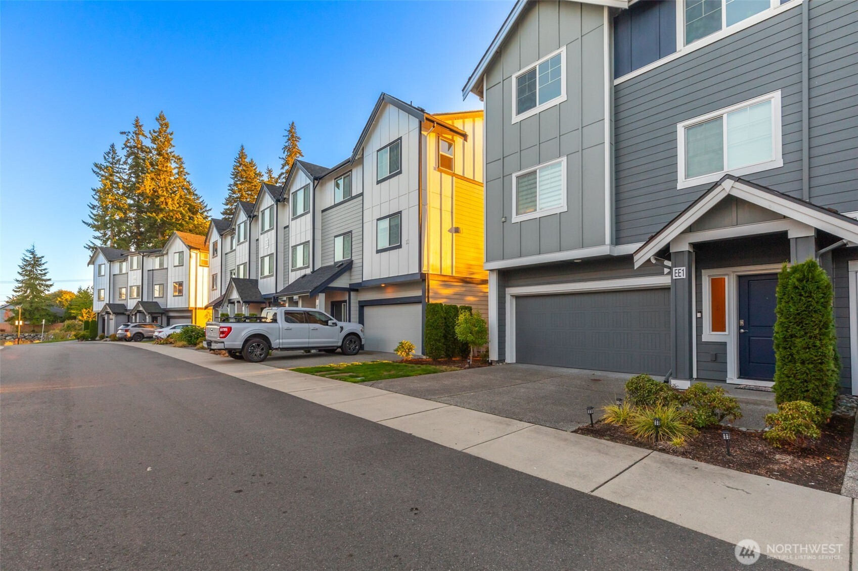 1621 Seattle Hill Road Unit: EE-1