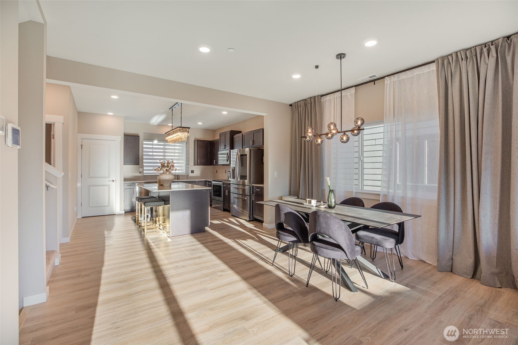 1621 Seattle Hill Road Unit: EE-1