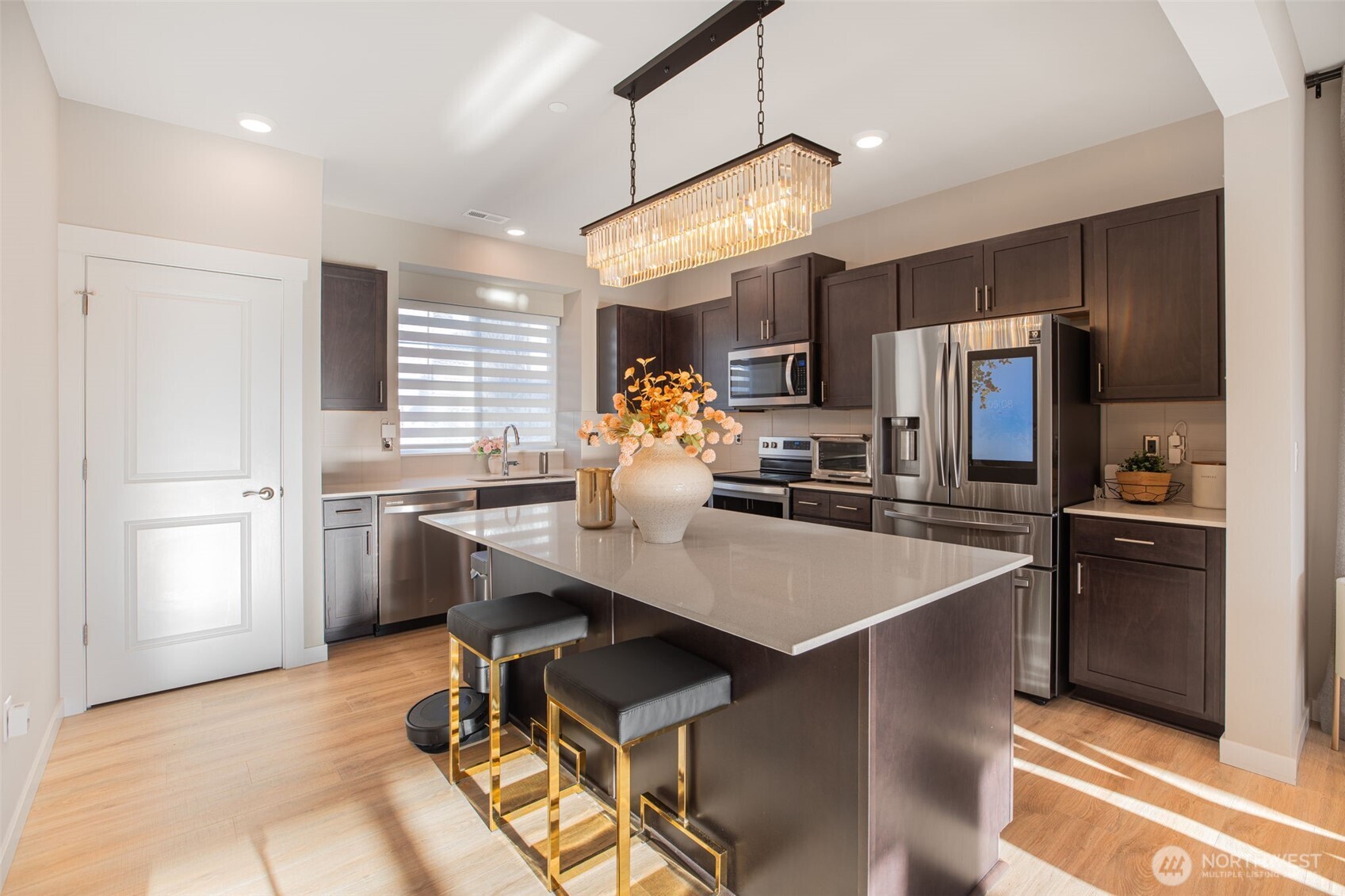 1621 Seattle Hill Road Unit: EE-1