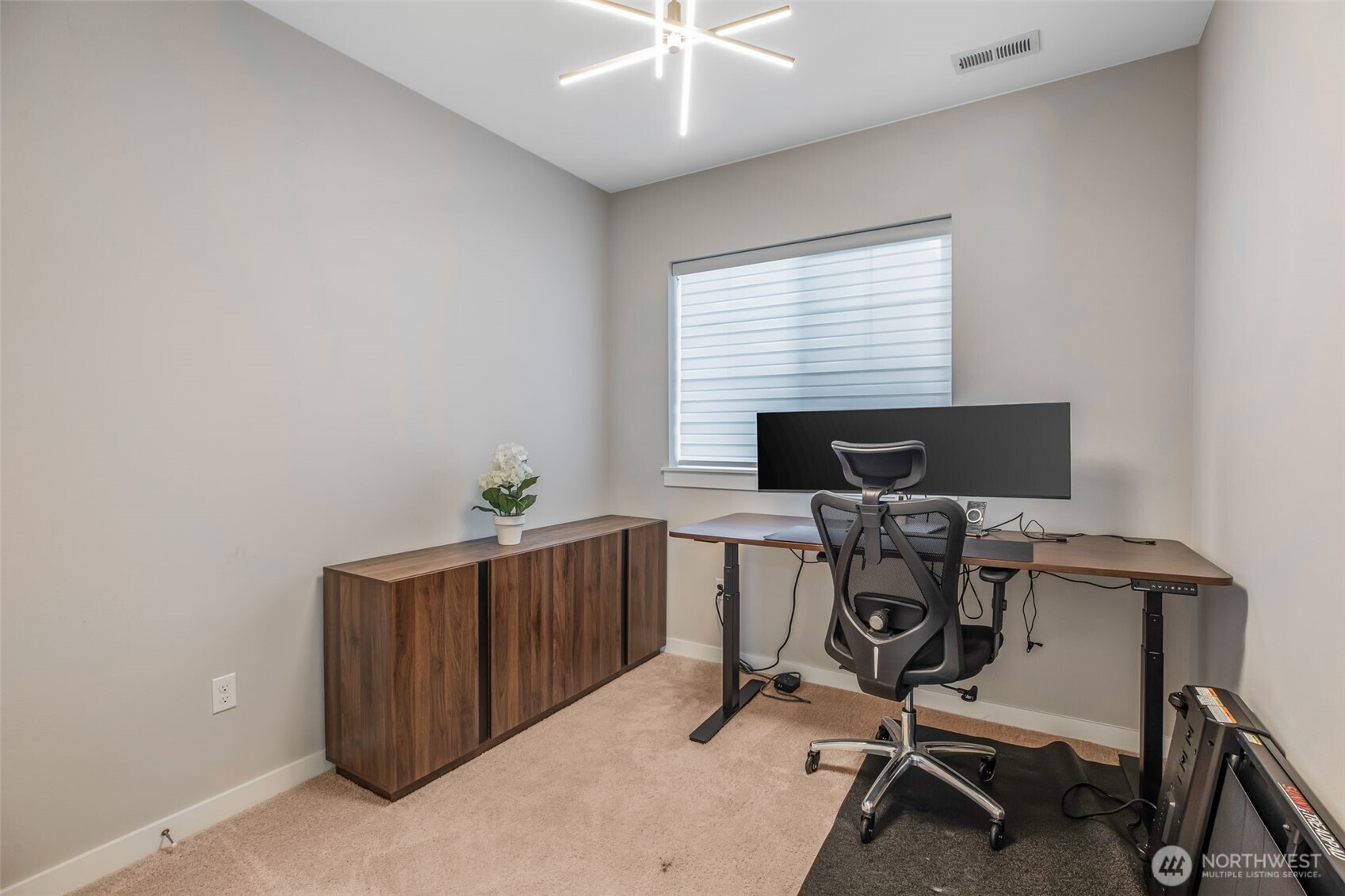 1621 Seattle Hill Road Unit: EE-1