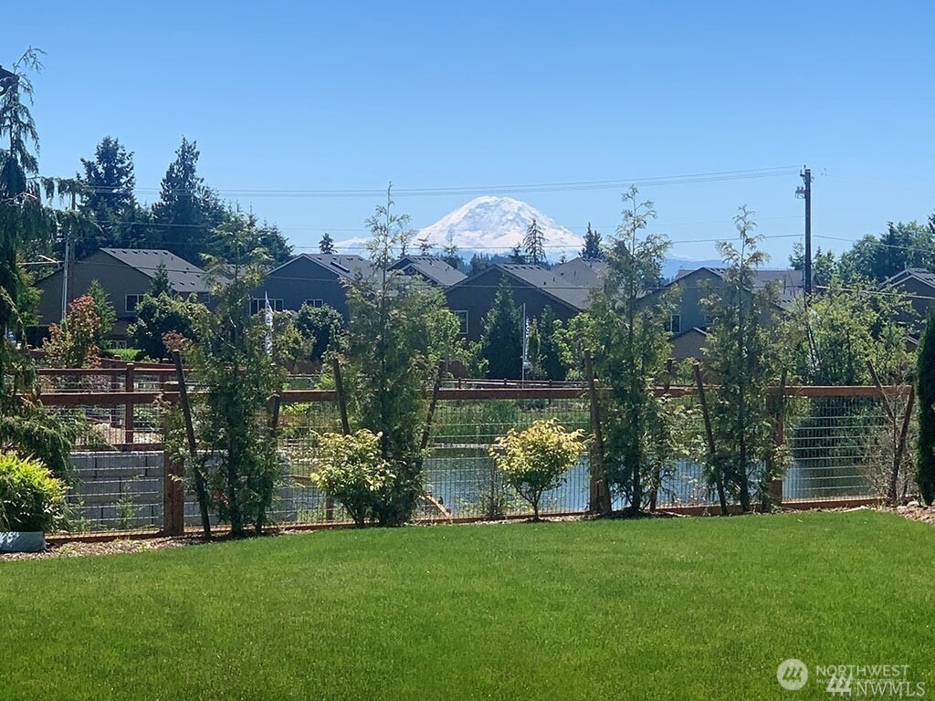 1621 Seattle Hill Road Unit: EE-1