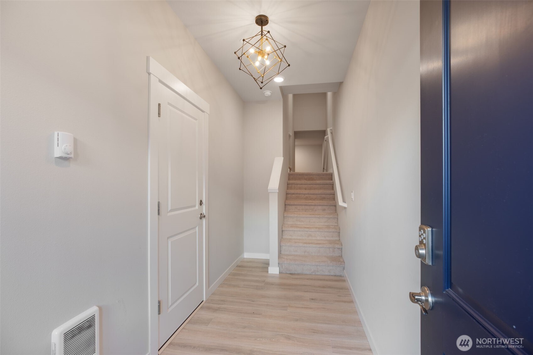 1621 Seattle Hill Road Unit: EE-1