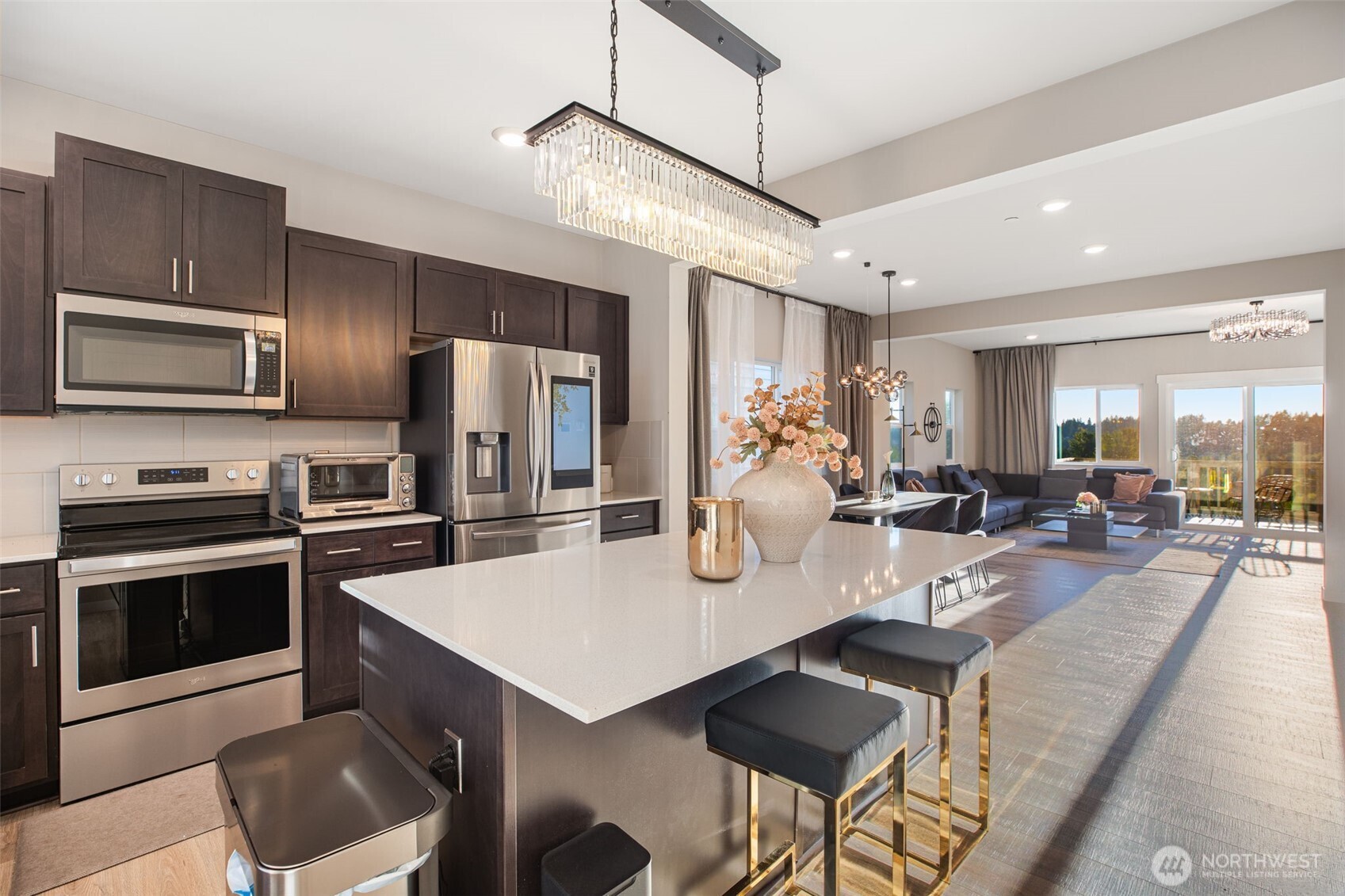 1621 Seattle Hill Road Unit: EE-1