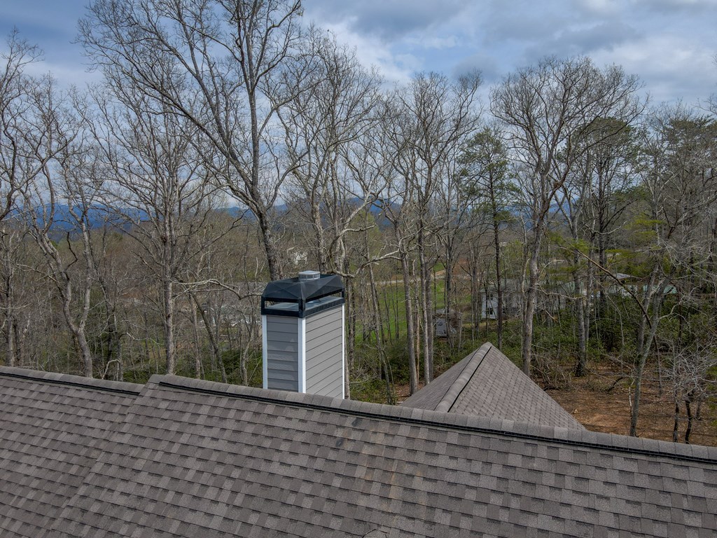 881 Porter Creek Dr