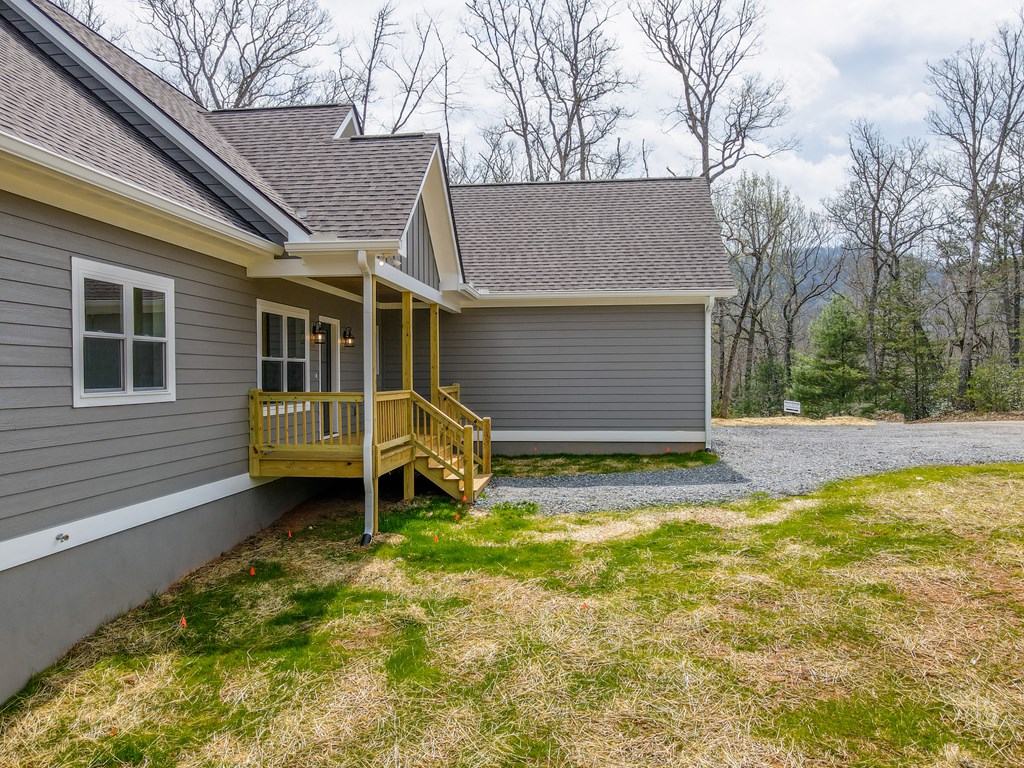 881 Porter Creek Dr