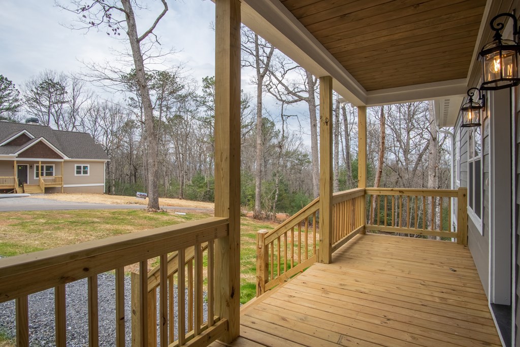 881 Porter Creek Dr