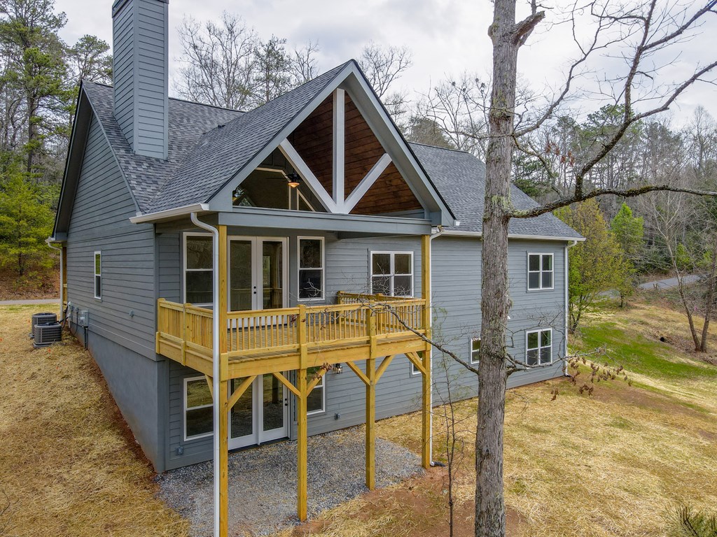714 Porter Creek Dr
