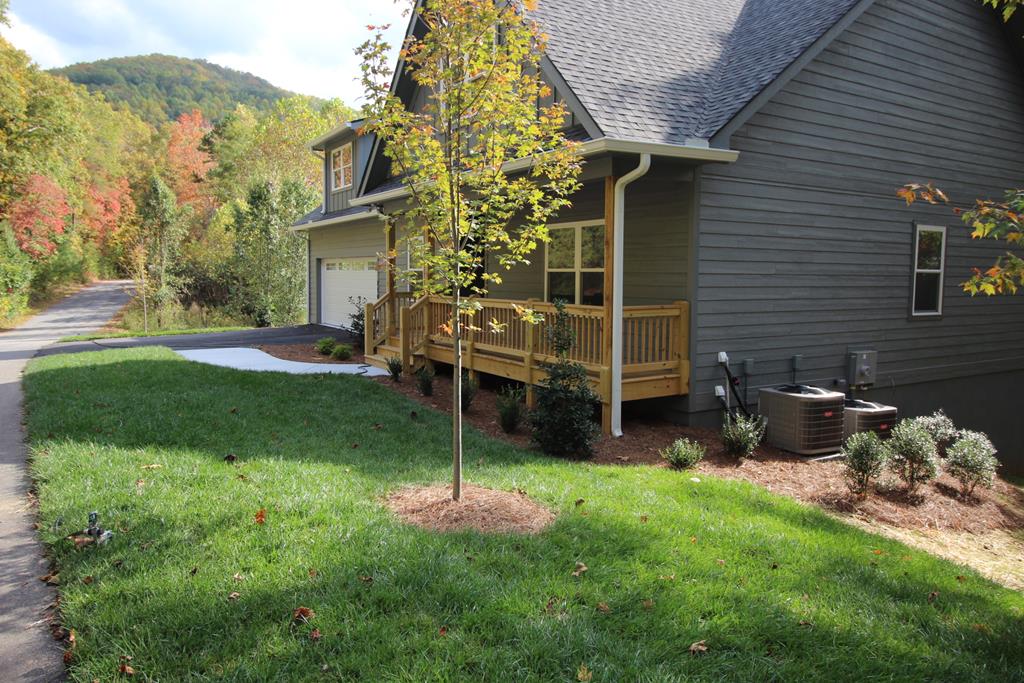 714 Porter Creek Dr
