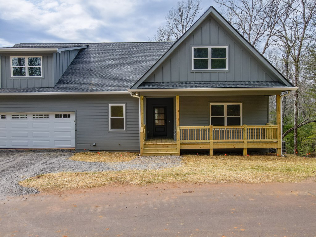 714 Porter Creek Dr