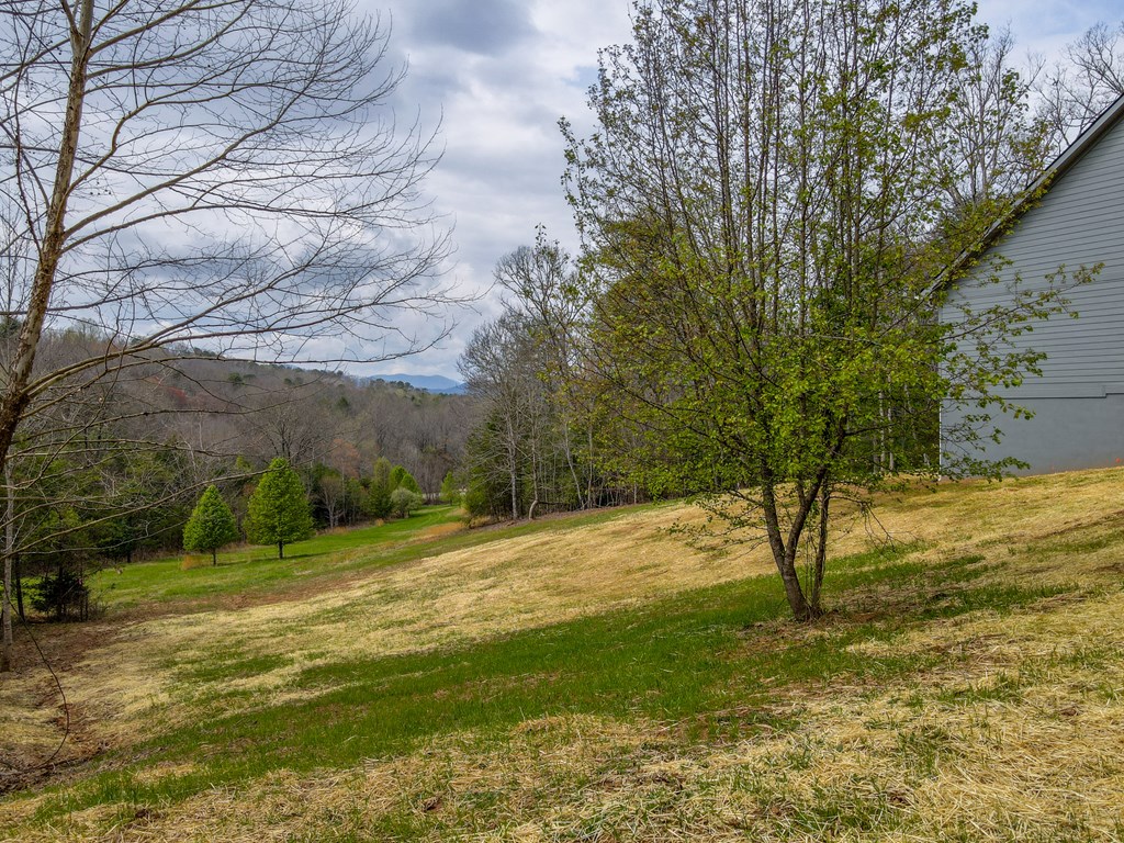 714 Porter Creek Dr