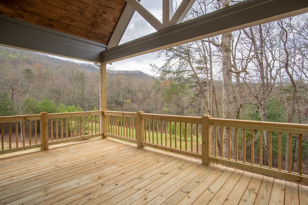 714 Porter Creek Dr