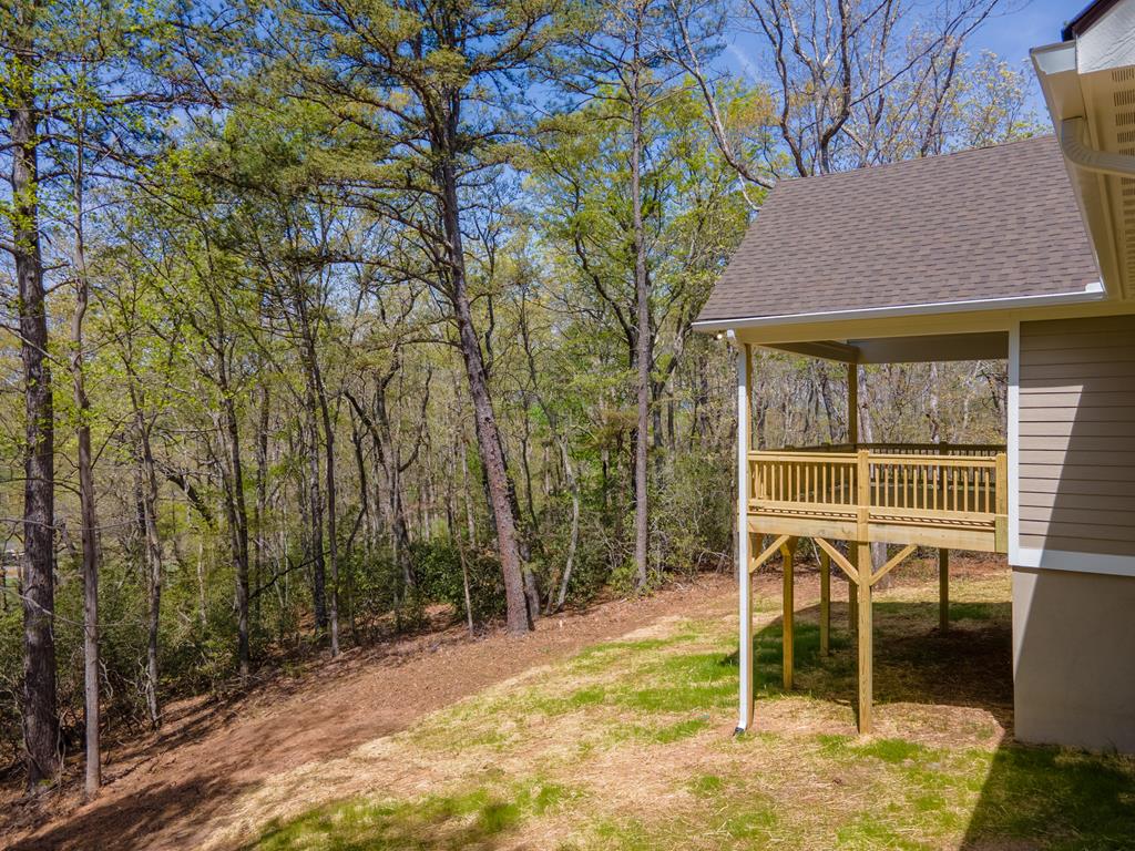 890 Porter Creek Dr
