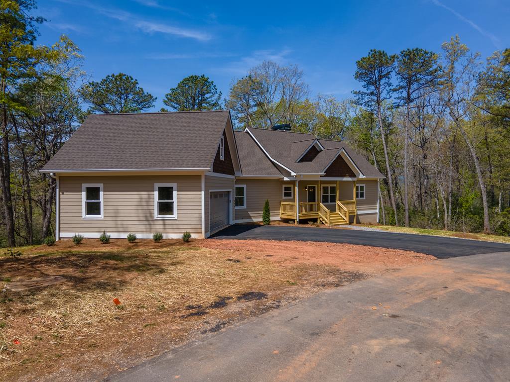 890 Porter Creek Dr