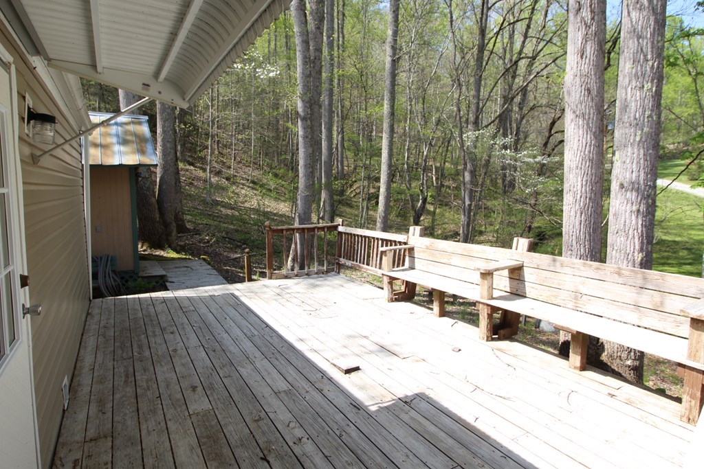 830 Hampton Branch Rd