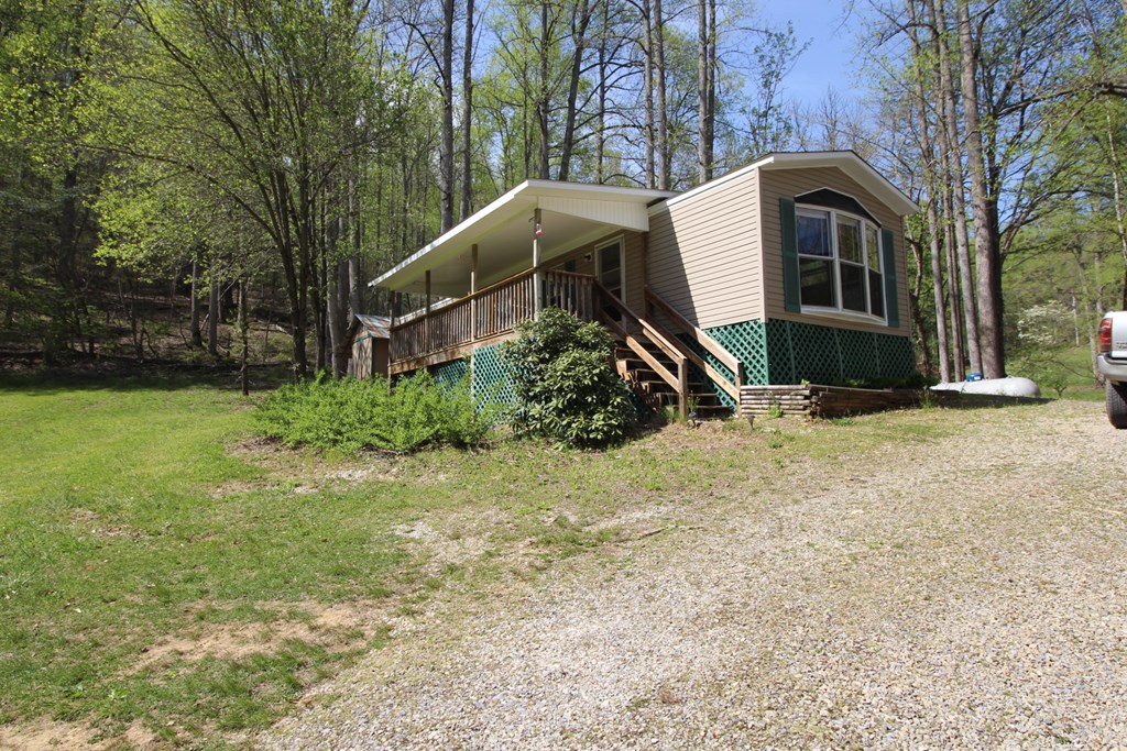 830 Hampton Branch Rd