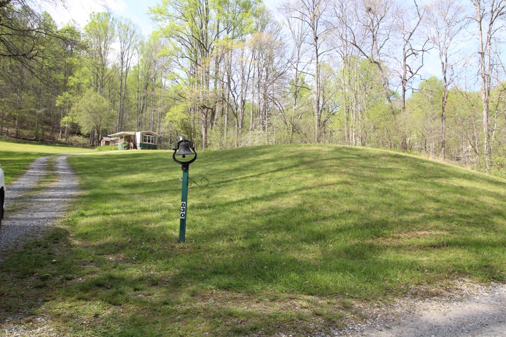 830 Hampton Branch Rd