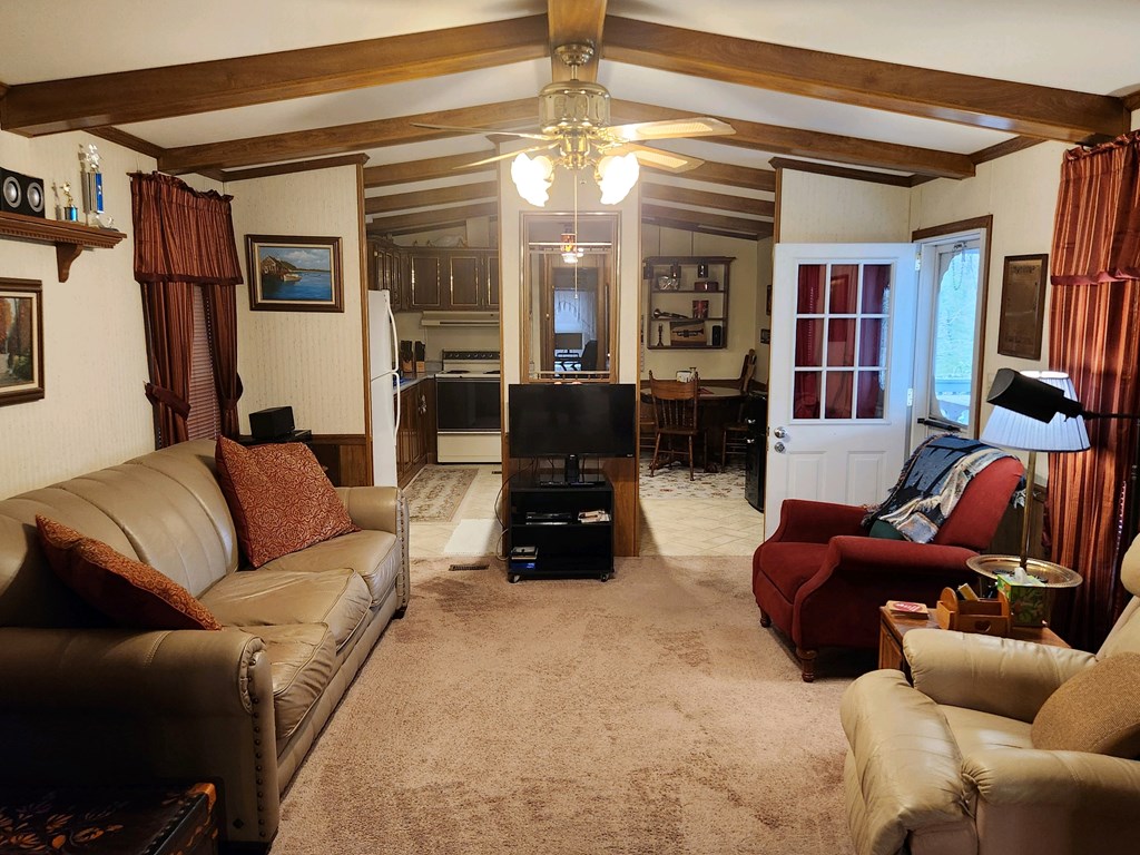 727 Kelly Cove