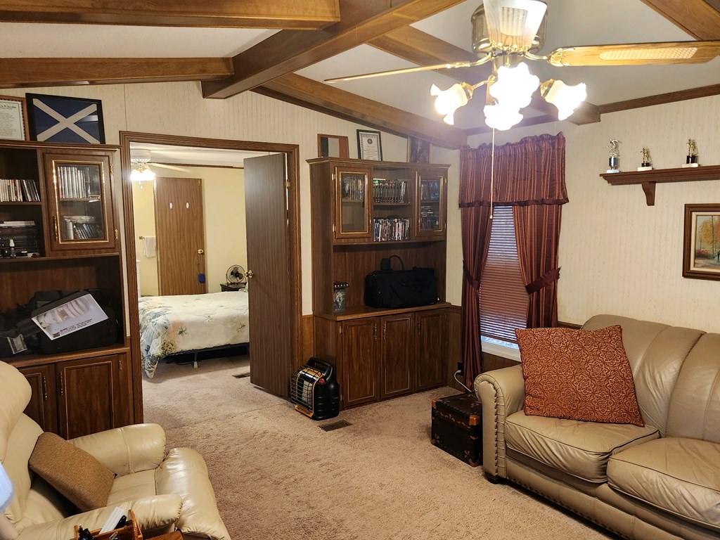 727 Kelly Cove